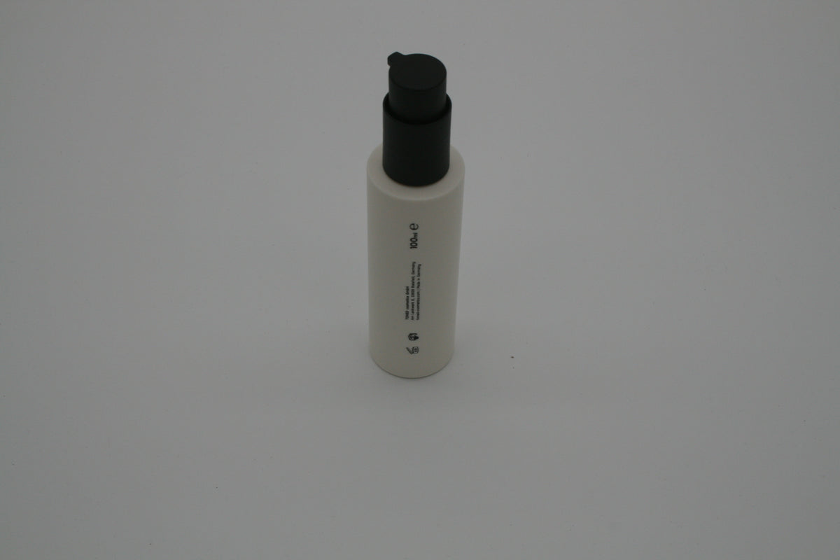 Toned Cosmetics Gesichts und Augenreiniger