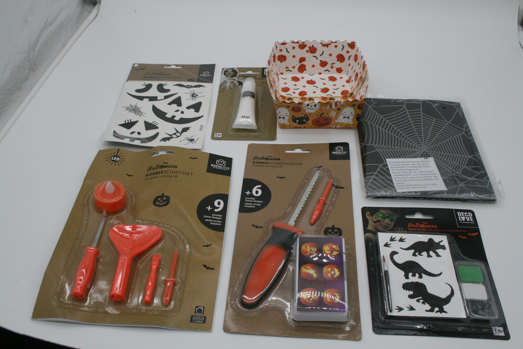 Halloween Set 7 Kürbisschnitzset Tischdecke Schminke Deko Dino 7-teilig Neu