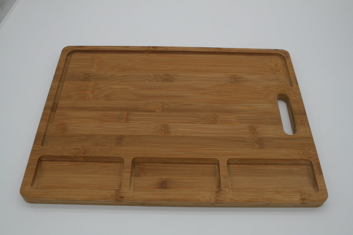 Bambus Schneidebrett 43x31,5 cm mit 3 Auffangmulden Saftrille Neuware