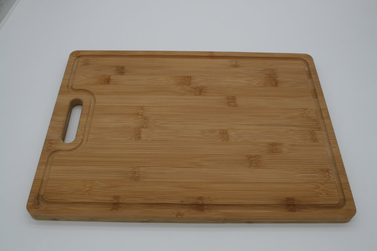 Bambus Schneidebrett 43x31,5 cm mit 3 Auffangmulden Saftrille Neuware