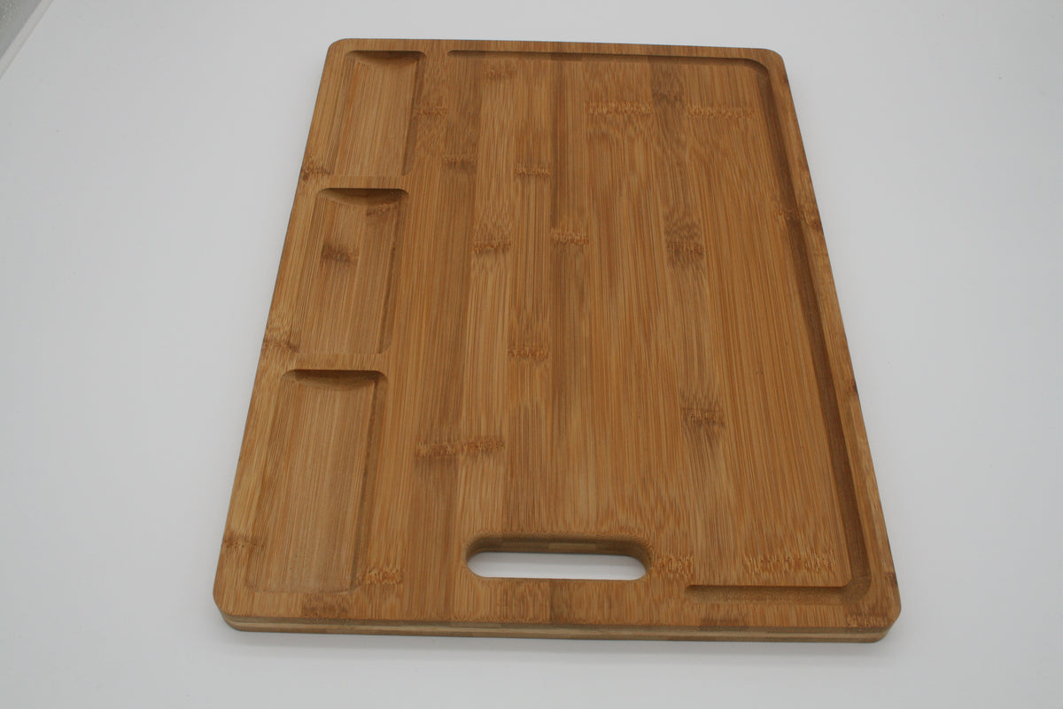 Bambus Schneidebrett 43x31,5 cm mit 3 Auffangmulden Saftrille Neuware